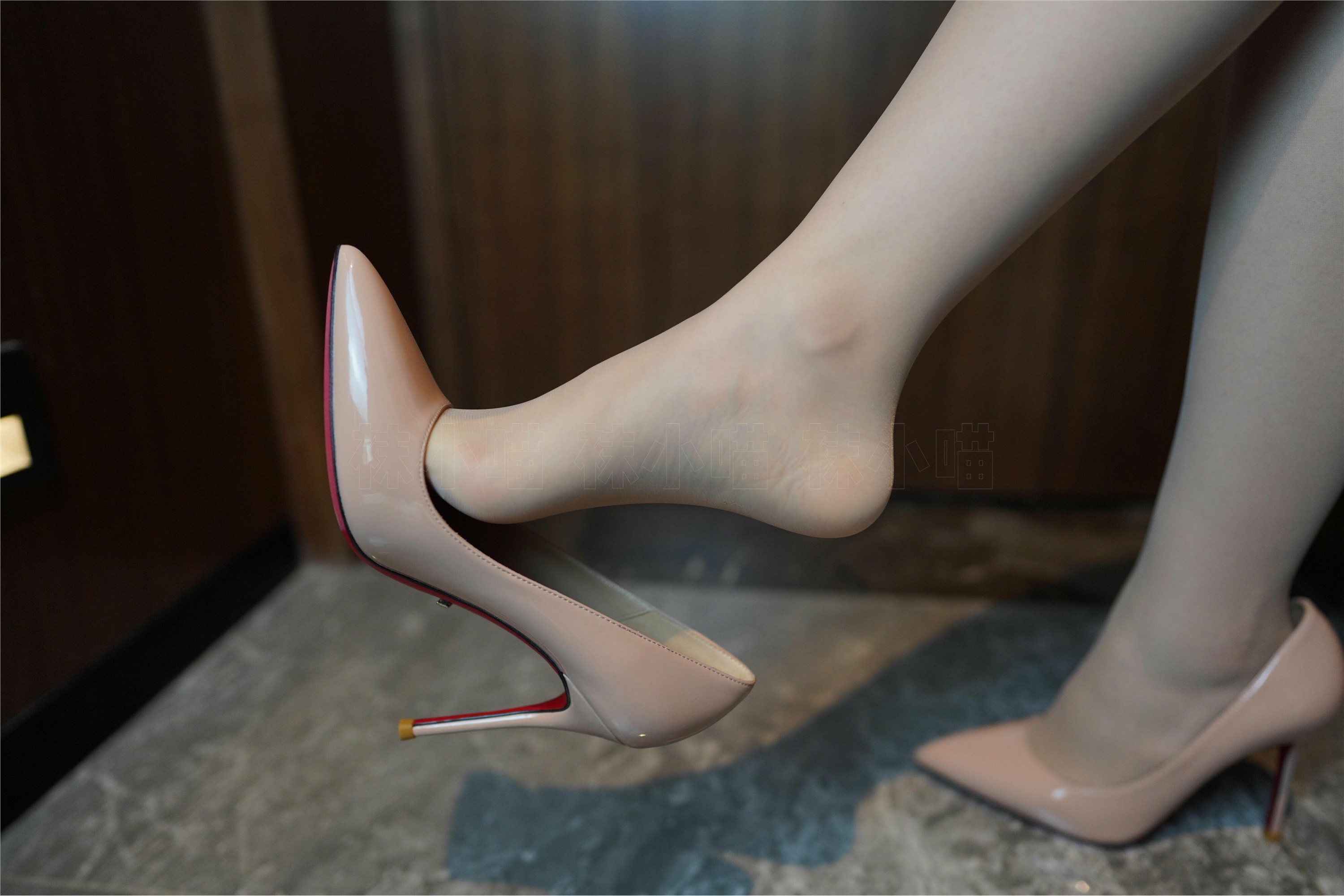 kittyWawa袜小喵 KT300 准备出发